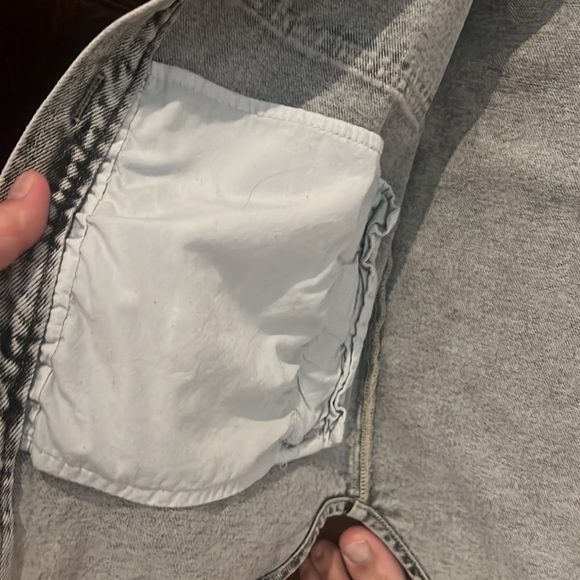 Carly Jean Los Angeles Harrison Gray Jean Jacket - Picture 3 of 5